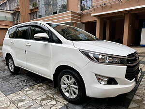 Second Hand Toyota Innova Crysta 2.8 GX AT 7 STR [2016-2020] in Mumbai