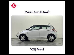 Second Hand Maruti Suzuki Swift VXi in Delhi