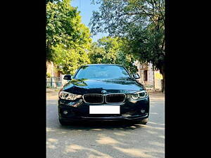 Second Hand BMW 3-Series 320i Luxury Line in Delhi