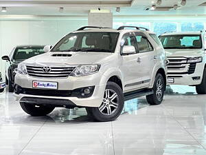 Second Hand Toyota Fortuner 3.0 4x2 AT in Mumbai