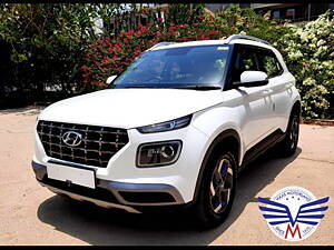 Second Hand Hyundai Venue SX 1.0 Turbo in Ahmedabad