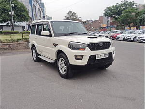 Second Hand Mahindra Scorpio S4 Plus in Delhi