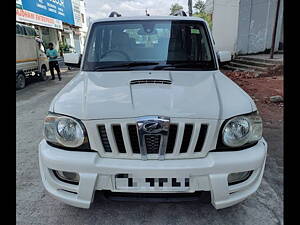 Second Hand Mahindra Scorpio SLE BS-III in Dehradun