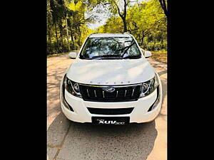 Second Hand Mahindra XUV500 W10 AWD in Indore