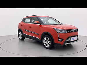 Second Hand महिंद्रा xuv300 w8 1.5 डीज़ल [2020] in पुणे