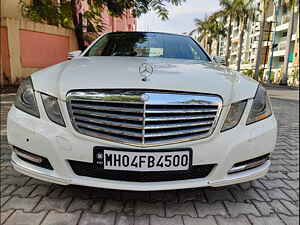 Second Hand मर्सिडीज़ बेंज़ E-क्लास 250 डी (w124) in पुणे