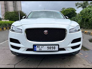 Second Hand Jaguar F-Pace Prestige Petrol in Mumbai