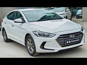 Second Hand Hyundai Elantra 2.0 SX AT in Bangalore