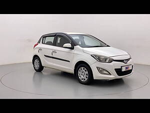 Second Hand Hyundai i20 Magna (O) 1.4 CRDI in Bangalore