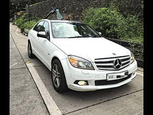 Second Hand Mercedes-Benz C-Class 200 K Elegance AT in Mumbai