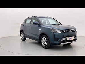 Second Hand महिंद्रा xuv300 w6 1.2 पेट्रोल in बैंगलोर