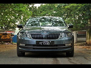 Second Hand Skoda Octavia [2017-2021] 1.8 TSI Style Plus AT [2017] in India