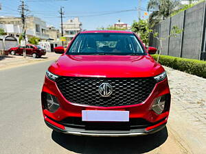 Second Hand MG Hector Plus Sharp 2.0 Diesel Turbo MT 6-STR in Jaipur