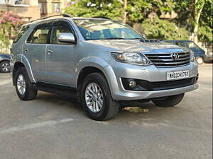 Second Hand Toyota Fortuner 3.0 4x2 AT in Mumbai