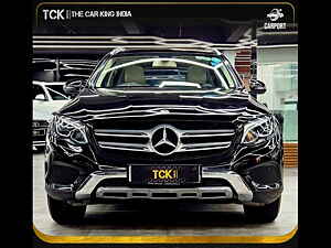 Second Hand मर्सिडीज़ बेंज़ GLC 300 प्रोग्रेसिव in गाज़ियाबाद