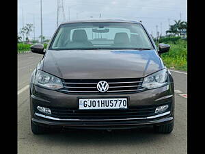 Second Hand Volkswagen Vento Highline Petrol AT in Surat