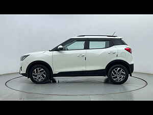 Second Hand महिंद्रा xuv300 w8 (o) 1.2 पेट्रोल एएमटी in मुंबई