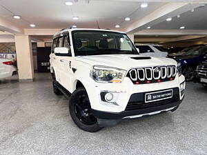 Second Hand Mahindra Scorpio S9 in Delhi