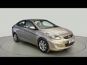 Second Hand Hyundai Verna Fluidic 1.6 VTVT SX Opt in Delhi