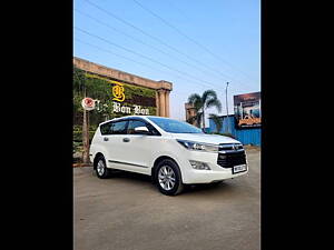 Second Hand Toyota Innova Crysta 2.4 V Diesel in Mumbai