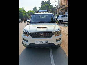 Second Hand Mahindra Scorpio S6 Plus in Kanpur