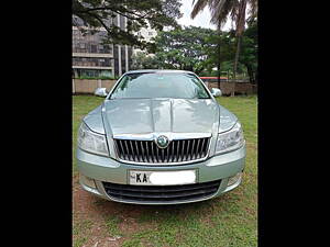 Second Hand Skoda Laura Ambiente 1.9 TDI AT in Bangalore