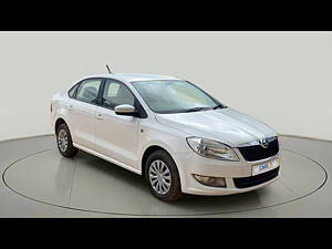 Second Hand Skoda Rapid Ambition 1.6 MPI MT Plus in Hyderabad