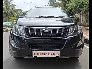 Second Hand Mahindra XUV500 W10 in Navi Mumbai