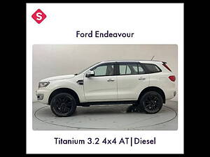 Second Hand Ford Endeavour Titanium 3.2 4x4 AT in Ahmedabad