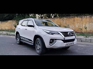 Second Hand Toyota Fortuner 2.8 4x2 AT [2016-2020] in Delhi