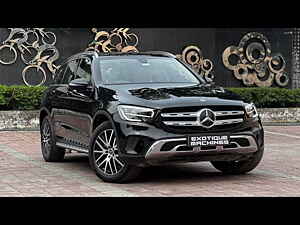 Second Hand मर्सिडीज़ बेंज़ GLC 220d 4मैटिक प्रोग्रेसिव  in लखनऊ