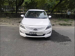 Second Hand Hyundai Verna 1.6 VTVT SX in Delhi