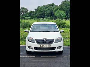 Second Hand Skoda Rapid 1.5 TDI CR Elegance Plus Black Package AT in Surat