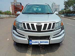 Second Hand महिंद्रा XUV500 w8 in मुंबई