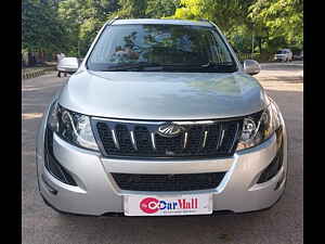 Second Hand महिंद्रा XUV500 w6 1.99 in आगरा