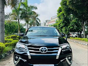 Second Hand Toyota Fortuner 2.8 4x4 AT in Amritsar