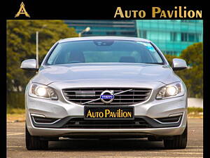 Second Hand Volvo S60 D4 R in Pune