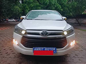 Second Hand Toyota Innova Crysta 2.4 V Diesel in Kolkata