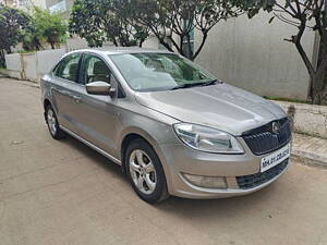 Second Hand Skoda Rapid 1.5 TDI CR Elegance AT in Pune