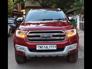 Second Hand Ford Endeavour Titanium 3.2 4x4 AT in Chennai