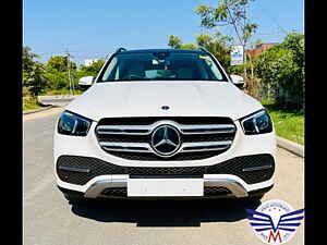 Second Hand मर्सिडीज़ बेंज़ GLE 300d 4मैटिक एलडब्ल्यूबी [2020-2023] in अहमदाबाद