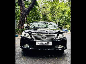 Second Hand Toyota Camry 2.5 G in Kolkata