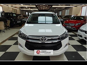 Second Hand Toyota Innova Crysta [2016-2020] 2.4 VX 7 STR [2016-2020] in Bangalore