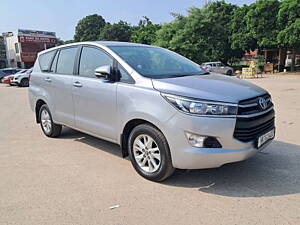 Second Hand Toyota Innova Crysta 2.4 G 7 STR [2016-2017] in Delhi