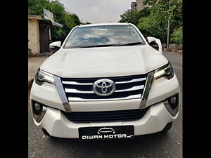 Second Hand Toyota Fortuner [2016-2021] 2.8 4x4 AT [2016-2020] in Delhi