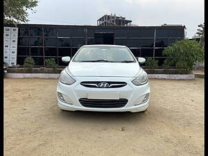 Second Hand Hyundai Verna Fluidic 1.6 CRDi SX in Hyderabad