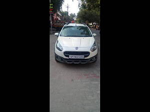 Second Hand Fiat Avventura Emotion Multijet 1.3 in Kanpur