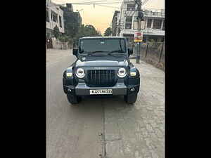 Second Hand மஹிந்திரா  தார் lx ஹார்ட் டாப் டீசல் ஏடீ 4wd [2023] in ஜெய்ப்பூர்