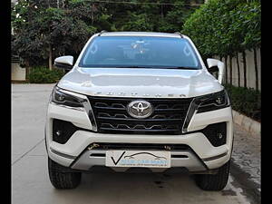 Second Hand Toyota Fortuner 4X2 AT 2.8 Diesel in Hyderabad