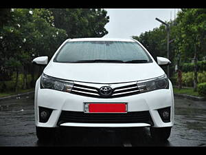 Second Hand Toyota Corolla Altis VL AT Petrol in Kolkata